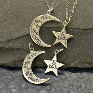 Klenoty Amber Sada stříbrných přívěsků - Měsíc a Hvězda s nápisem I love You to the Moon and back