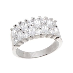 Stříbrný prsten s čirými zirkony STRP0276F