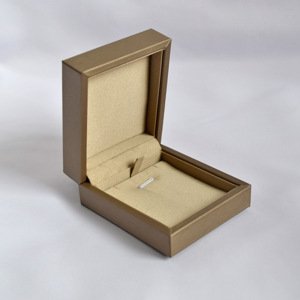 Dárková krabička na náhrdelník/přívěsek KR0003